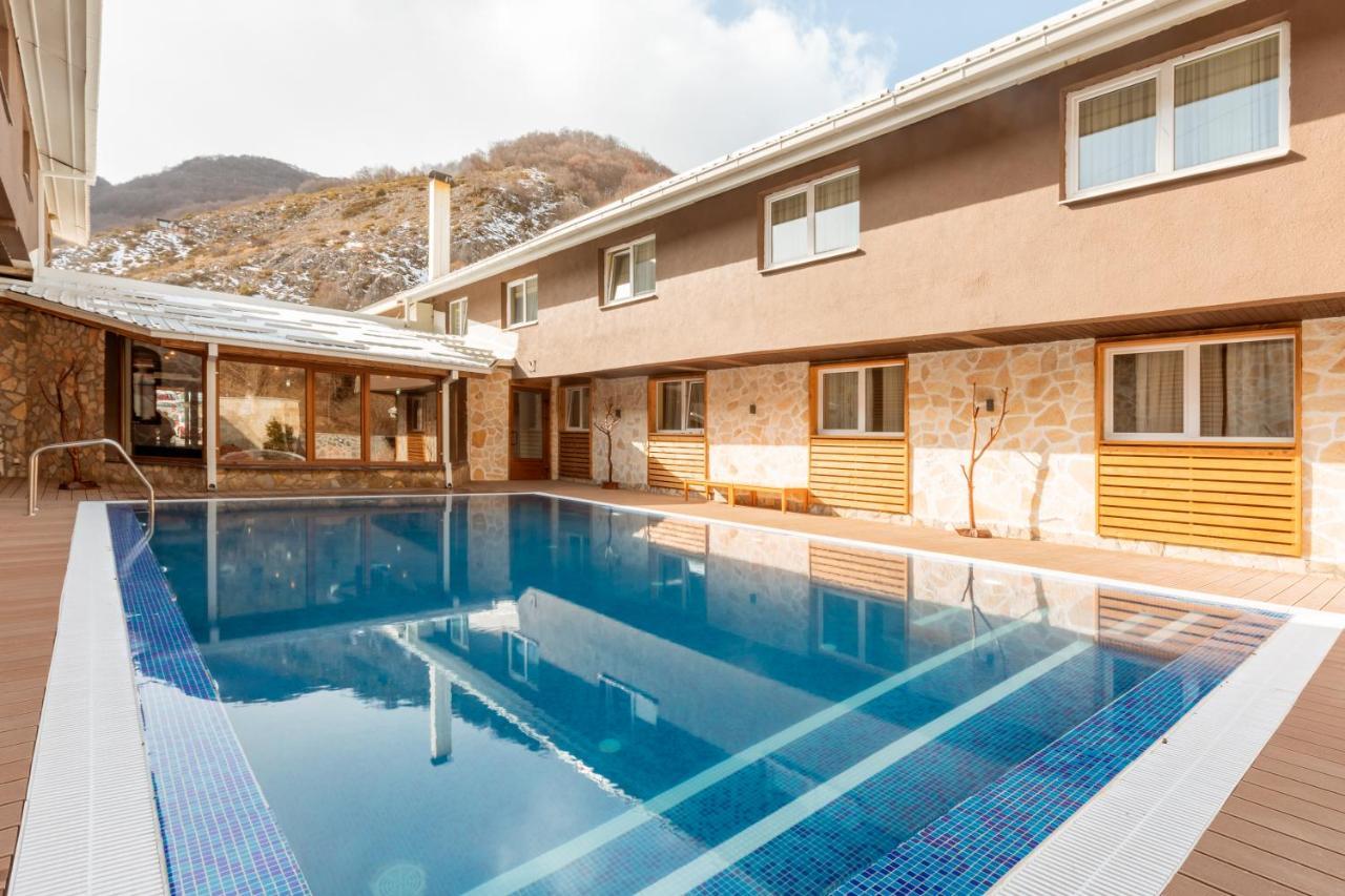 Hotel Sport, Resort Mavrovo Ngoại thất bức ảnh